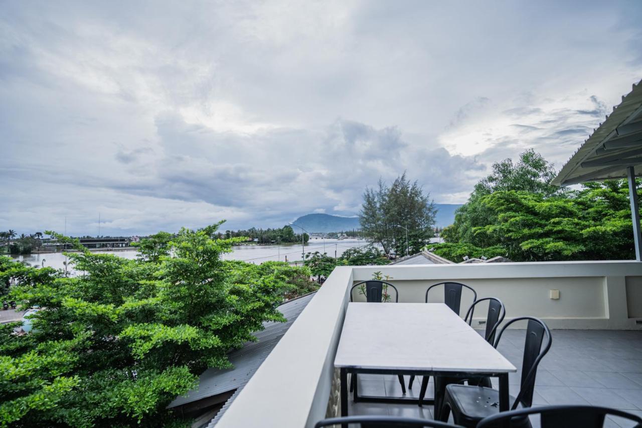 Makk Hotel Kampot Exterior foto